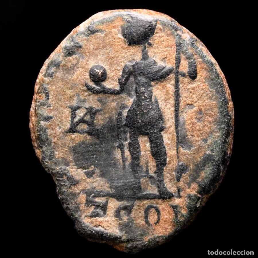 Monedas Imperio romano: Juliano II - Nummus de Arles - SPES REIPVBLICE - VA / TCON