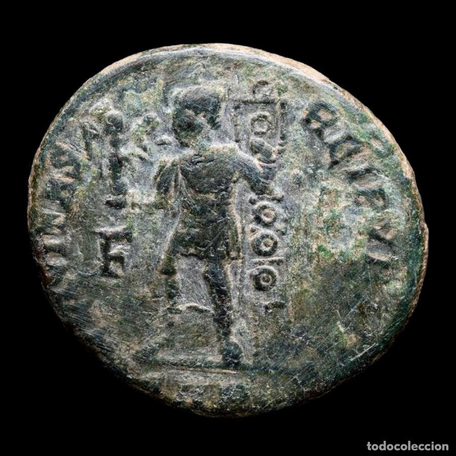 Monedas Imperio romano: Magnencio (350/3 dC.) Maiorina, Arles, FELICITAS REIPVBLICE - F SAR