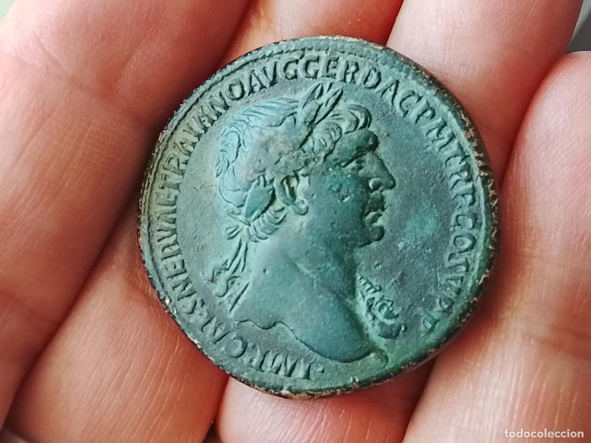 Monedas Imperio romano: Extraordinario sestercio de Trajano
