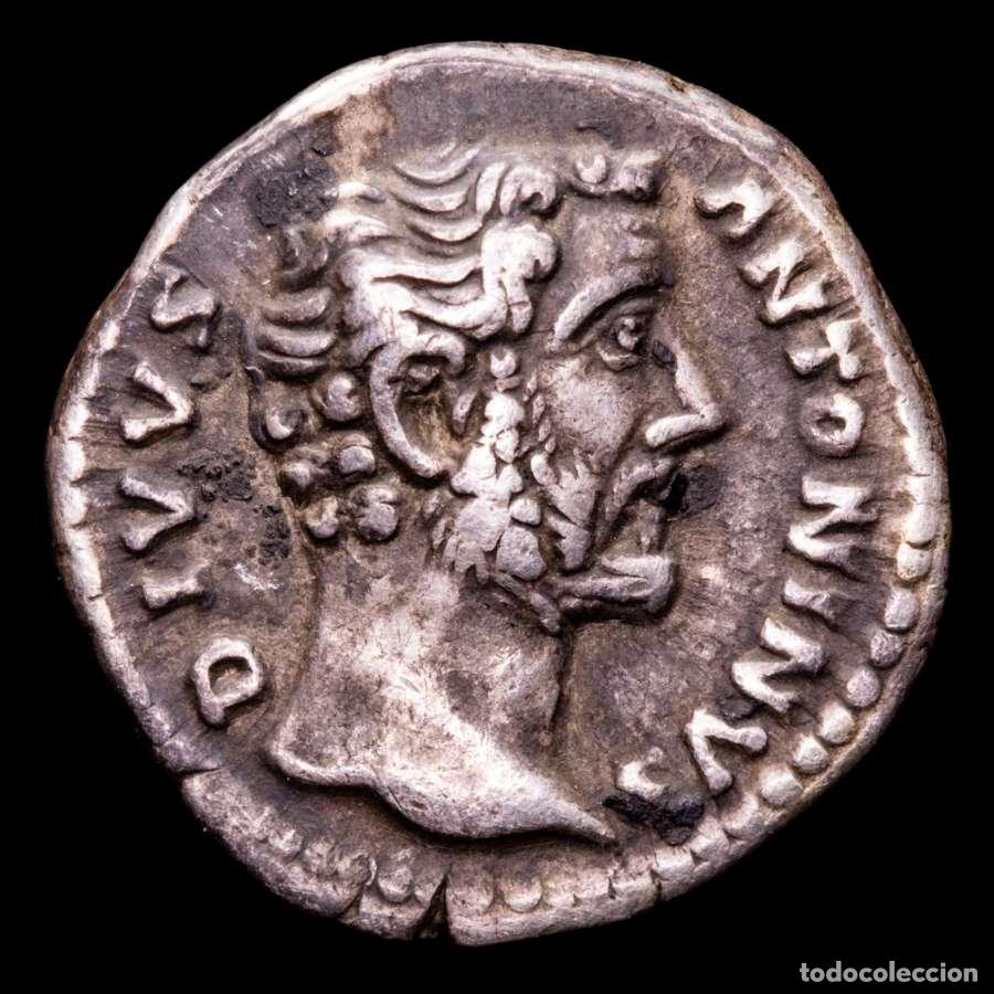 Monedas Imperio romano: Antonino Pio, denario de plata - DIVO PIO Altar