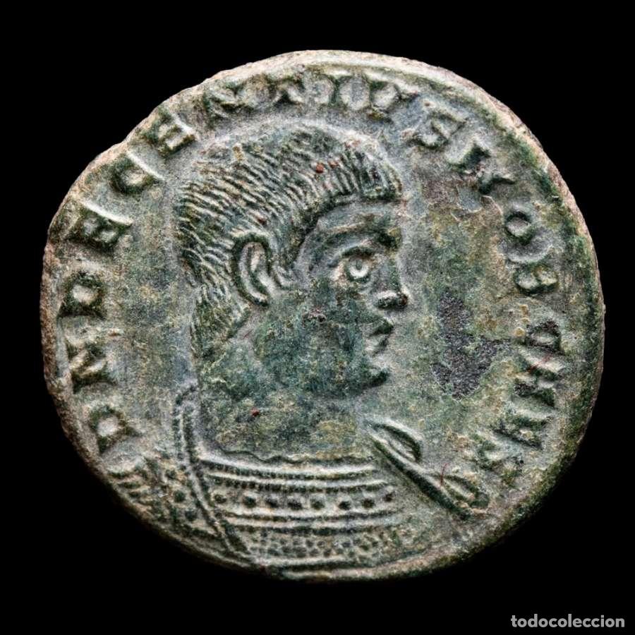 Monedas Imperio romano: Decencio Maiorina reducida Lugdunum VICTORIAE DD NN AVG SV (6489)