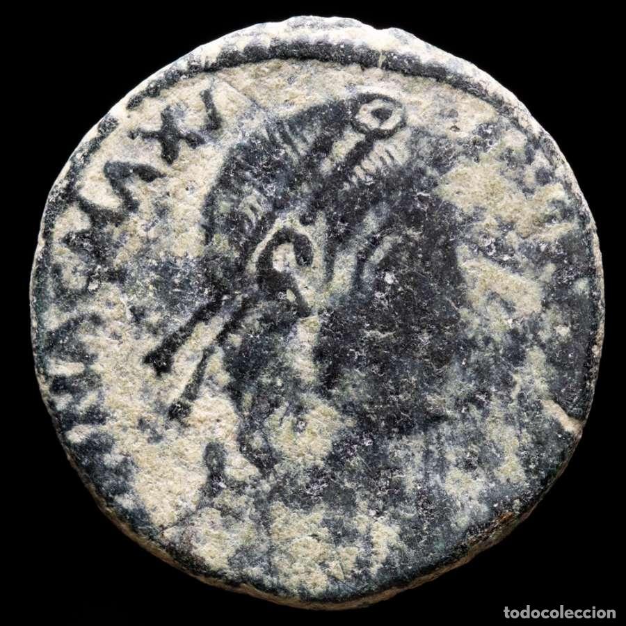 Monedas Imperio romano: Magno Maximo, AE maiorina. Arles. REPARATIO REIPVB / PCON (6070)