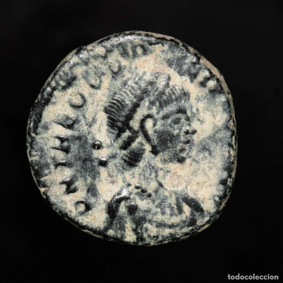 Monedas Imperio romano: Excelente Teodosio I (388-392) &AElig; Nummus, SALVS REIPVBLICAE ☧ // SMKB