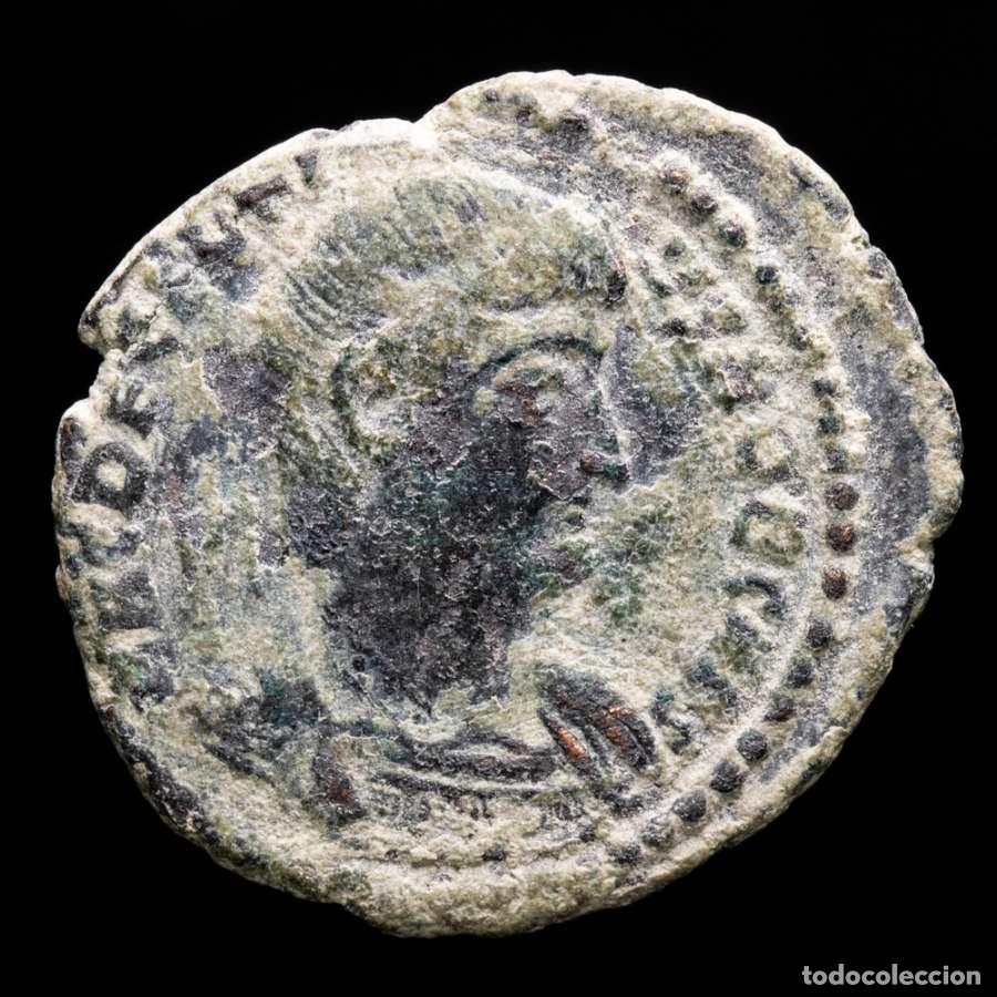 Monedas Imperio romano: Decencio Cesar. Dos Victorias con escudo VOT V MVLT X ✯ / RB (6121)