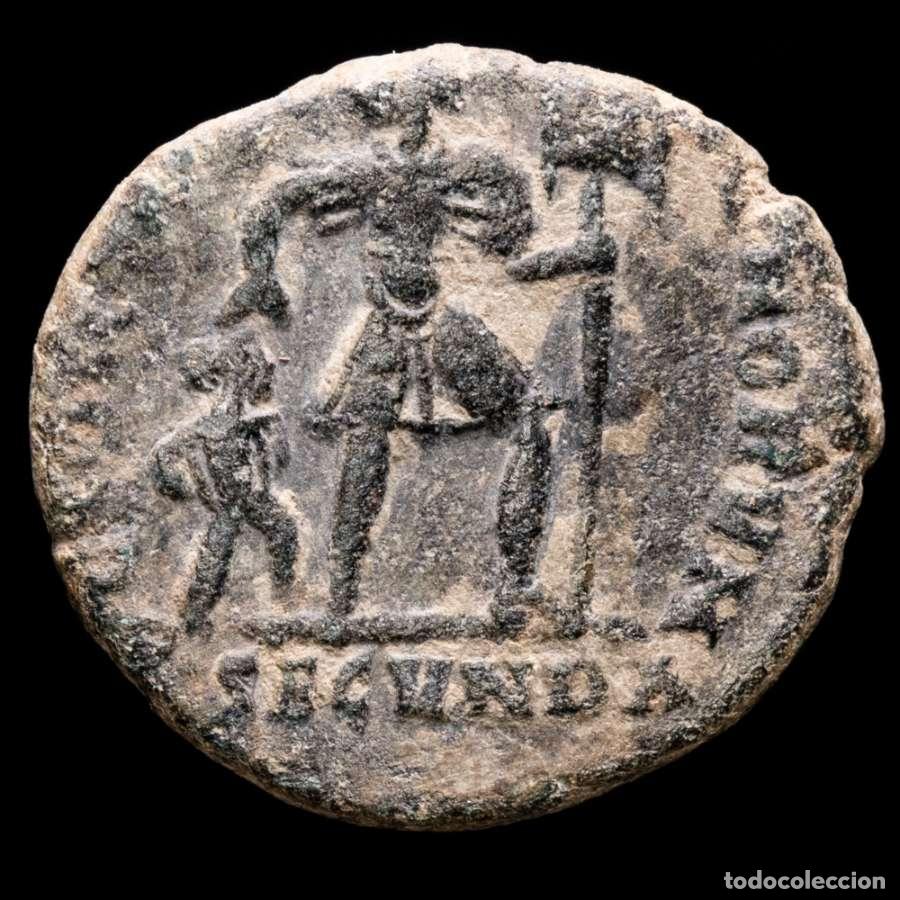 Monedas Imperio romano: Valente 364-378 Centenional Roma GLORIA ROMANORVM / SECVNDA