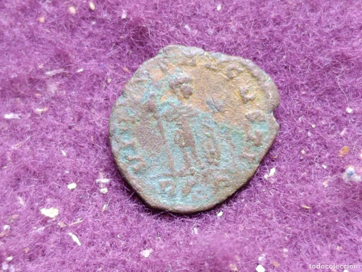 Monedas Imperio romano: Antigua Moneda Romana, Bajo Imperio, emperador a identificar
