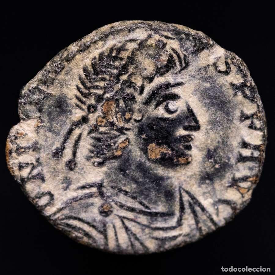 Monedas Imperio romano: Juliano II - Media maiorina de bronce. Arles - SPES REIPVBLICE, TCON