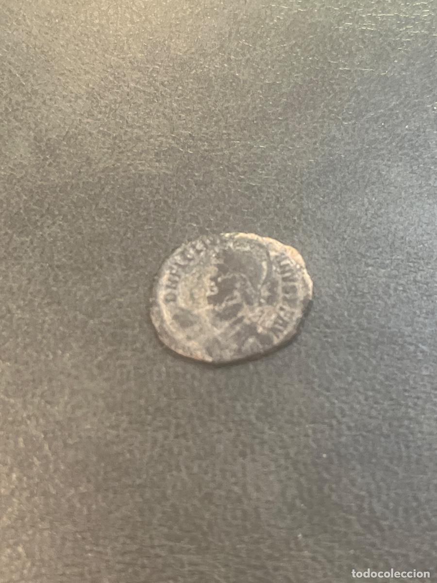 Roman Empire Coins: JULIANO EL AP&Ograve;STATA. 355/360. Ae 3.