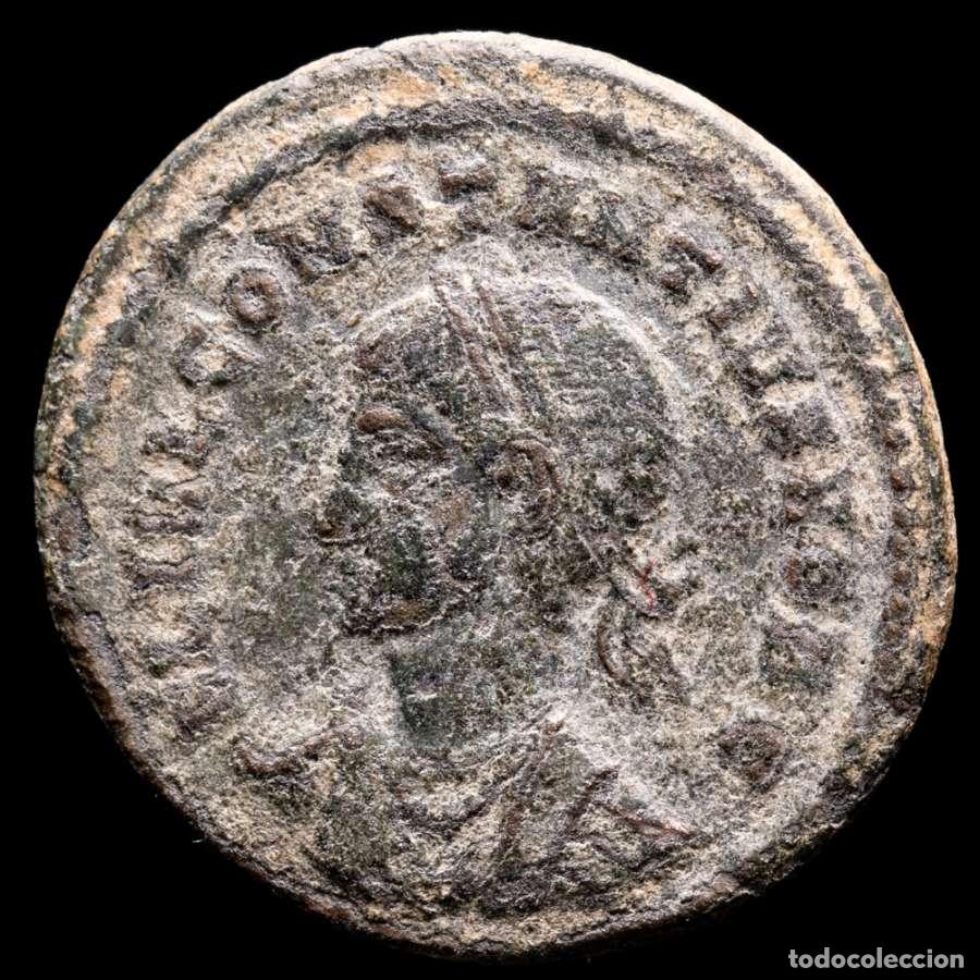 Monedas Imperio romano: Constancio II - Follis, PROVIDENTIAE CAESS - Ticinum, 326 d.C. P◡T