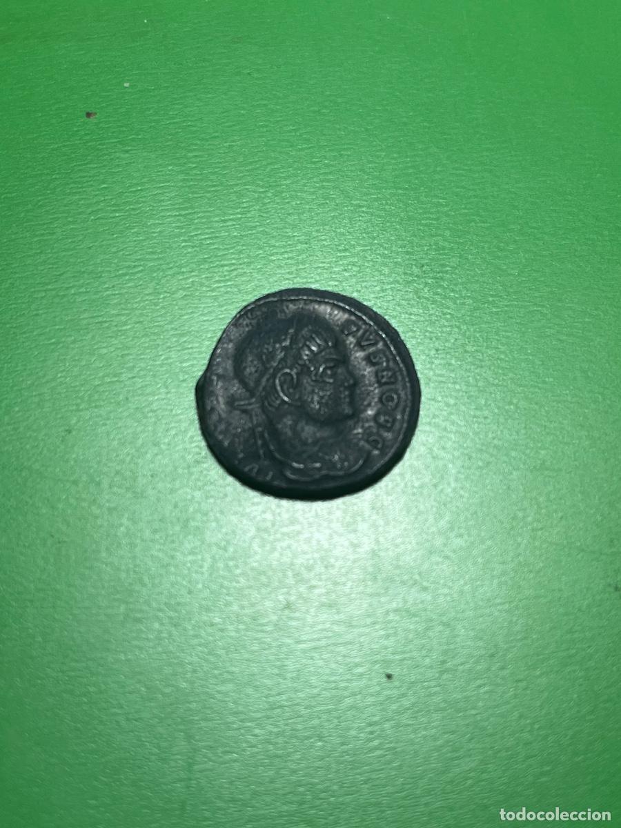 Monedas Imperio romano: CRISPVS 316-326. Ae 3.