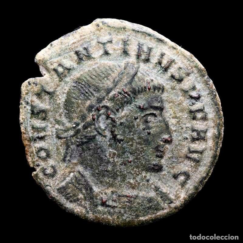Monedas Imperio romano: Constantino I follis de bronce, Ticinum. MARTI CON-SERVATORI. TT