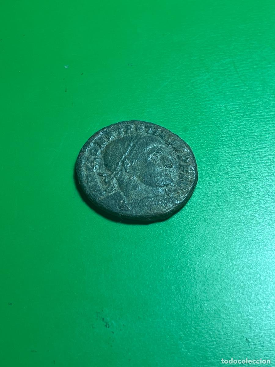 Monedas Imperio romano: CONSTANT&Iacute;NVS. Ae Follis. 307-337 - Foto 1
