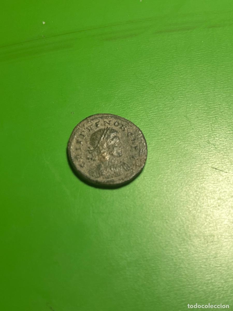 Monedas Imperio romano: CRISPVS Ae Follis. 315-326
