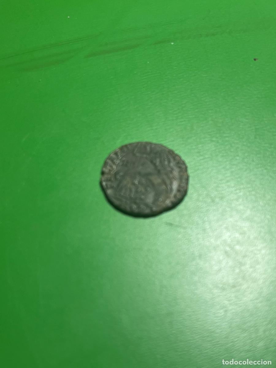 Monedas Imperio romano: CONSTANTIVS II. Ae 3.-4. 348-361 - Foto 2