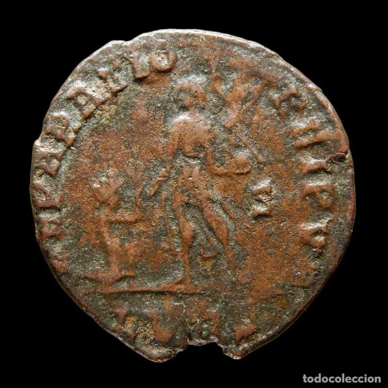Monedas Imperio romano: Graciano Maiorina de Lugdunum REPARATIO REIPVB S / LVGS