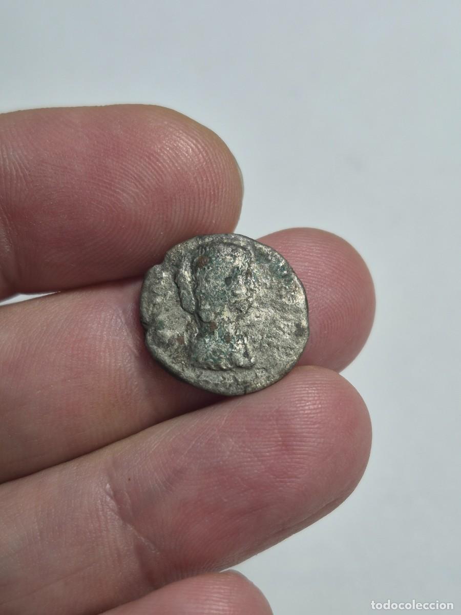 Monedas Imperio romano: NT/ DENARIO JULIA DOMNA VESTA 2,5 grs (A1741)