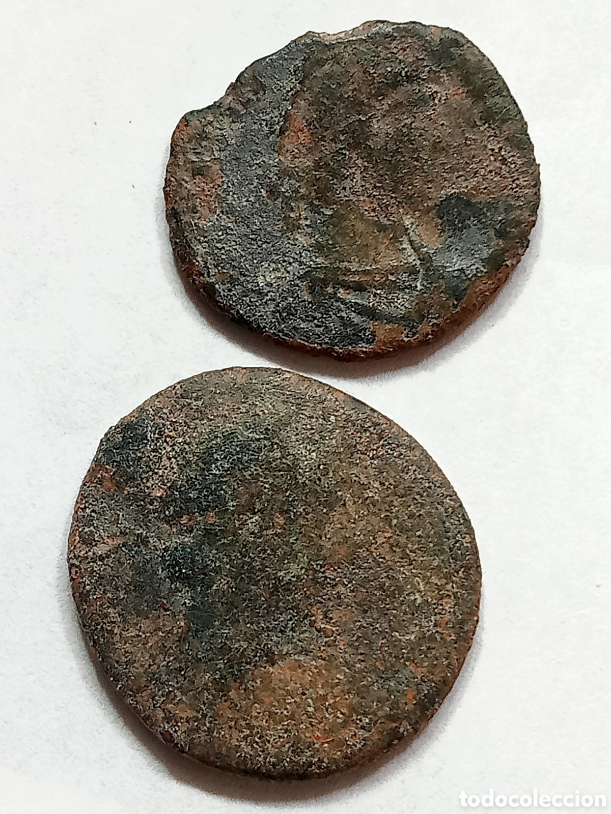 Monedas Imperio romano: 2 BAJO IMPERIO - SIGLO IV - CENTIONALES- (2 M.)