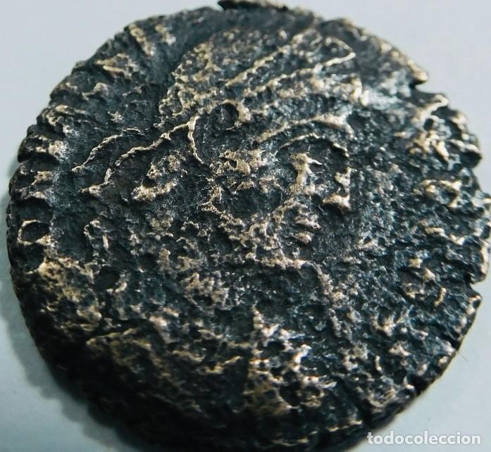 Monedas Imperio romano: Antoniniano de bronce, emperador Aureliano, a&ntilde;os 270 y 275 d. C.