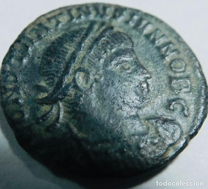 Monedas Imperio romano: acu&ntilde;ado a nombre de Constantino II como C&eacute;sar entre los a&ntilde;os 330 y 335 d.C.