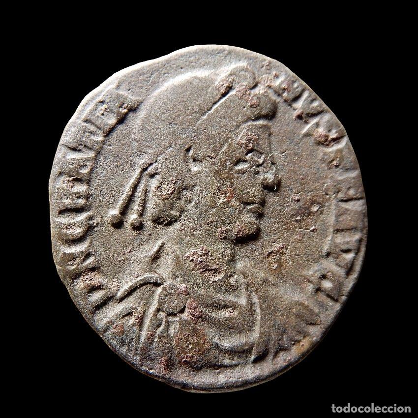 Monedas Imperio romano: Graciano &AElig; Maiorina, Siscia. REPARATIO REIPVB / BSISC. A252-M