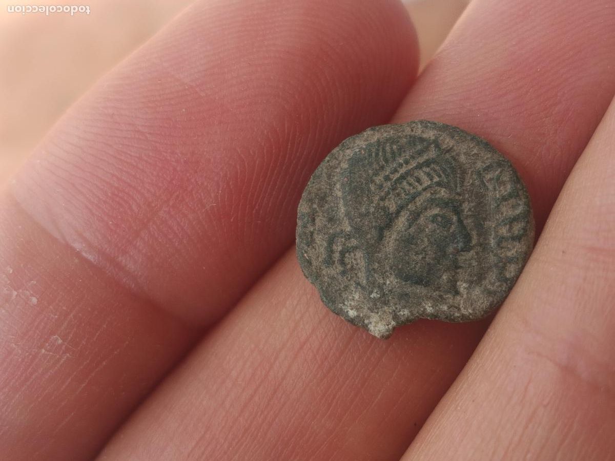 Monedas Imperio romano: Bajoimperial romana, imitaci&oacute;n b&aacute;rbara