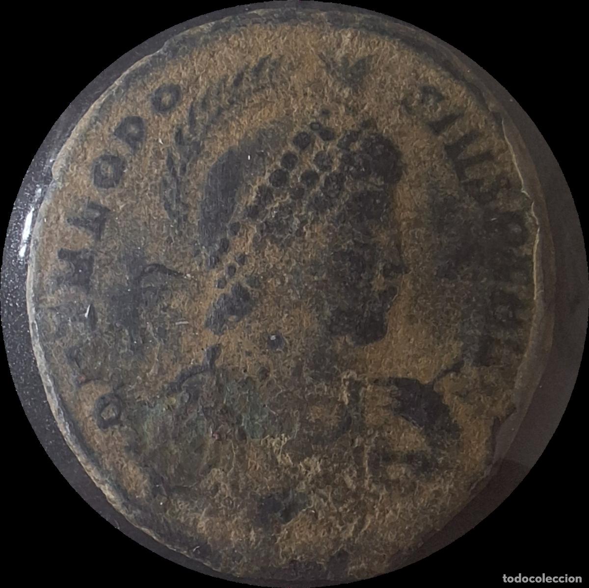 Monnaies Empire Romain: Roma. Teodosio. 379-385. Follis.