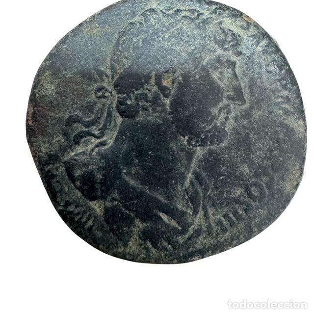 Monedas Imperio romano: Adriano (117-138) Sestercio 23,5 gr R/MONETA AUGUSTA SC. La Moneda con cornucopia