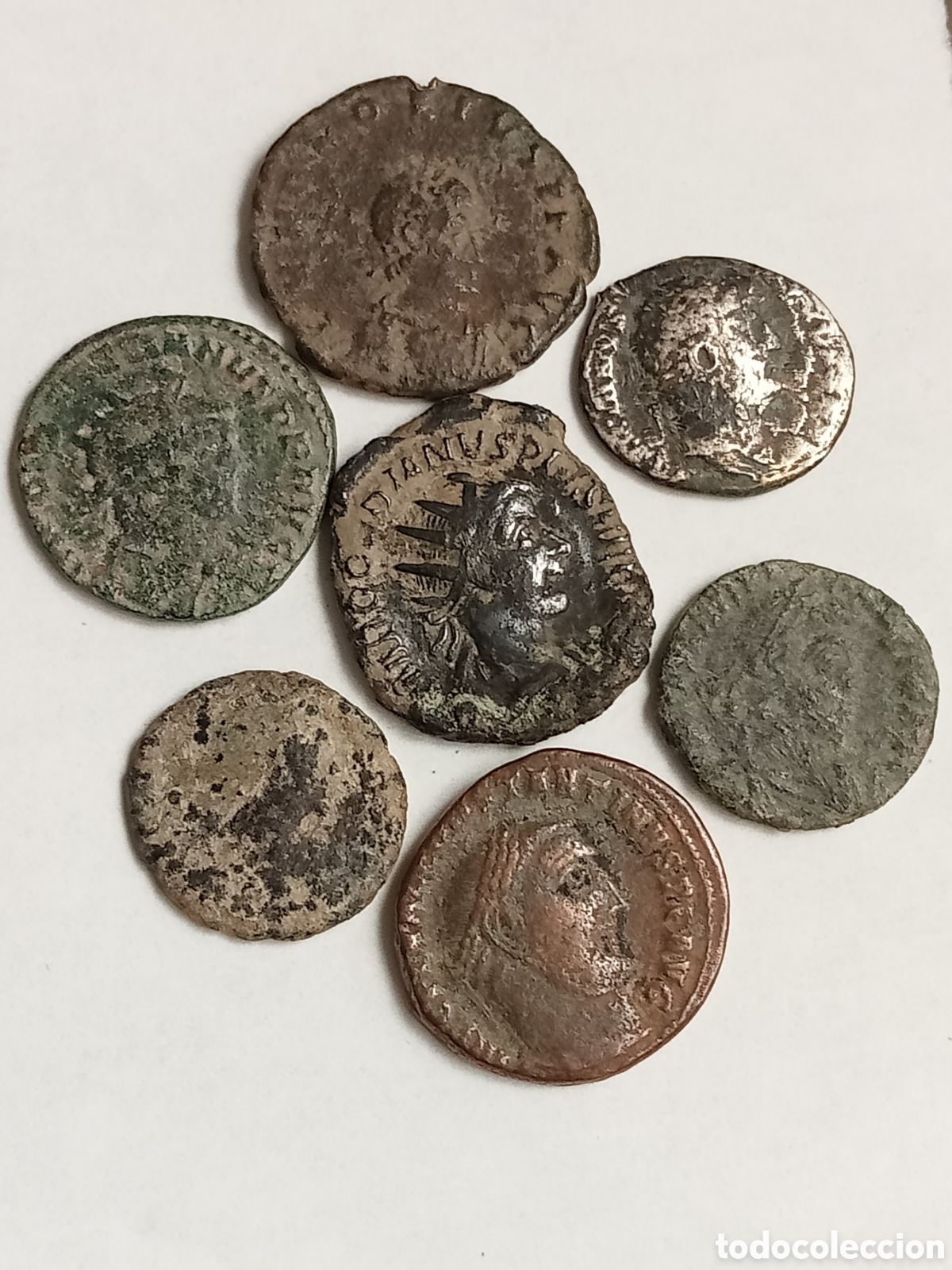 Monedas Imperio romano: 7 BAJO IMPERIO - SIGLO IV - FOLIS Y DENARIOS