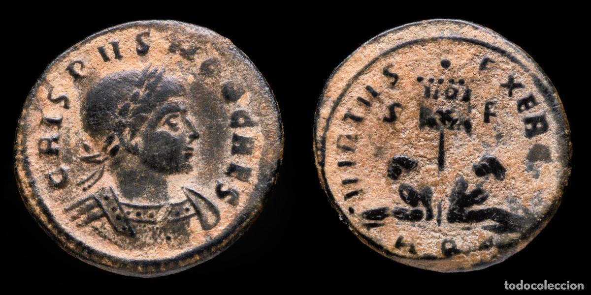 Monedas Imperio romano: Crispus Follis - VIRTVS EXERCIT, Aquileia - 19 mm / 3,02 gr.