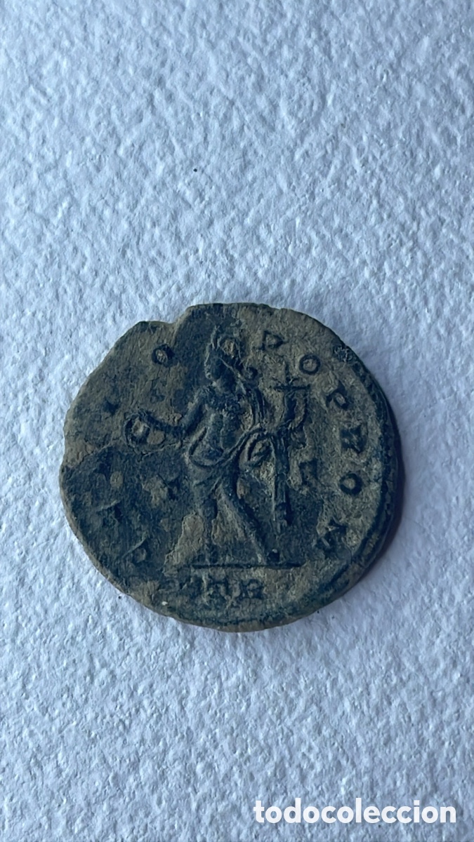 Monedas Imperio romano: Follis de Bronce Bajo Imperio - Foto 2