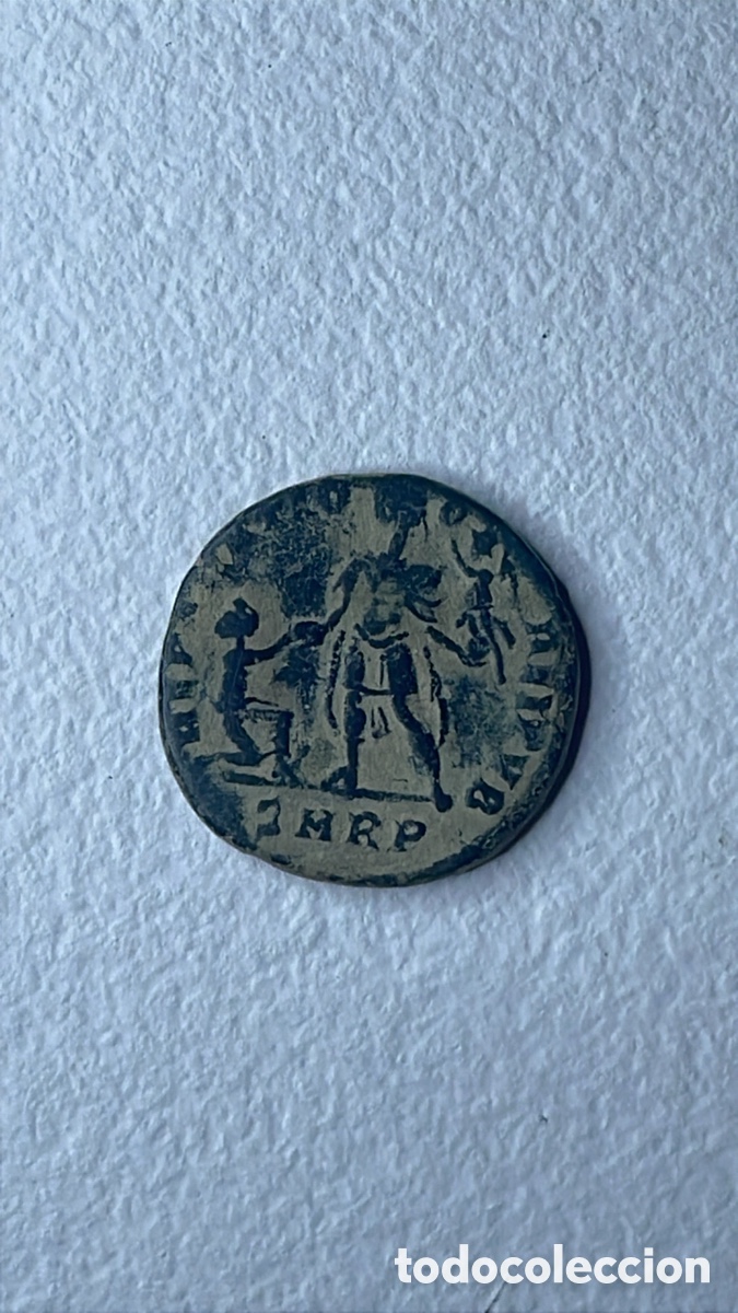 Monedas Imperio romano: Maiorina AE2 Bajo Imperio - Foto 2