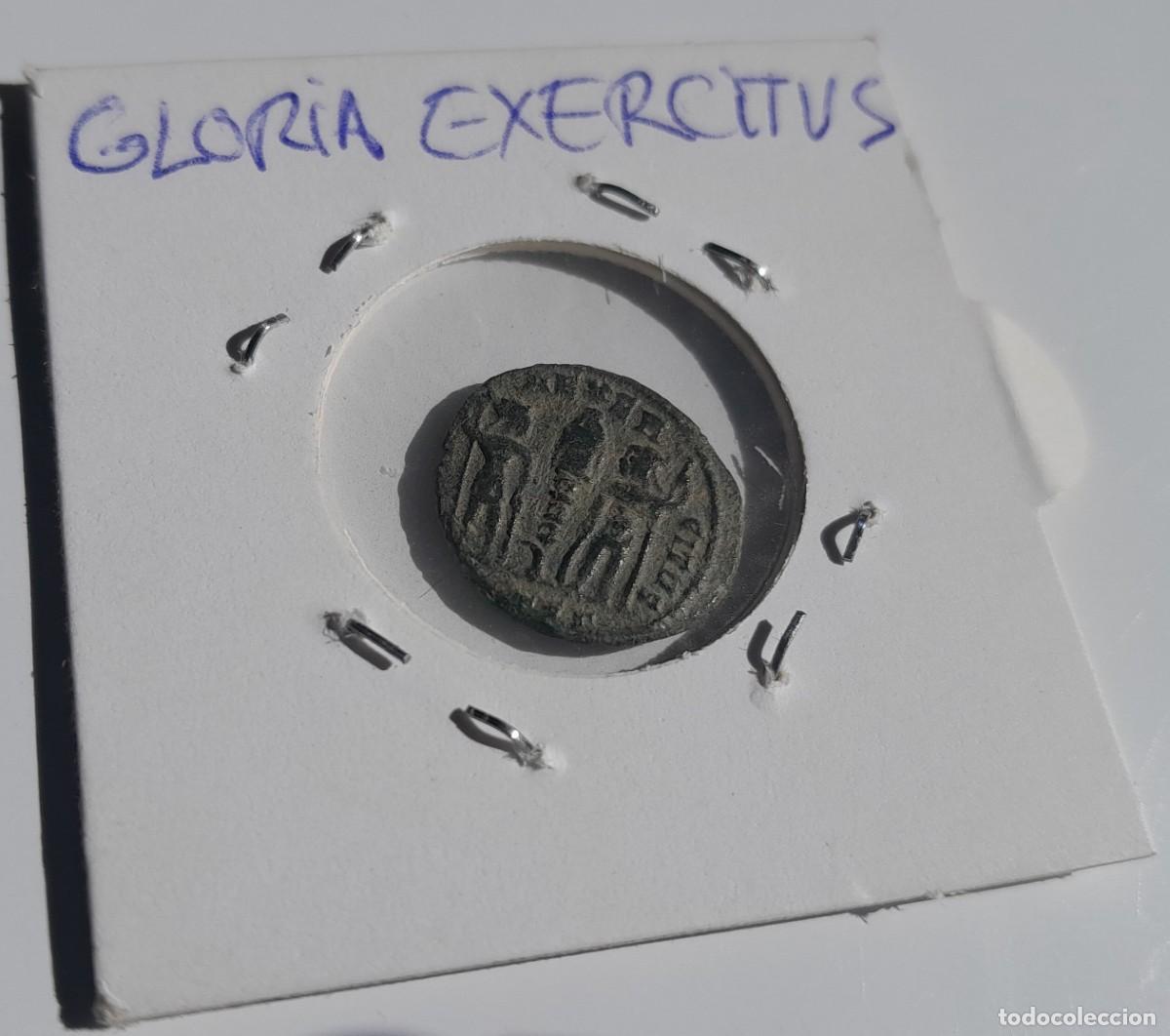 Monedas Imperio romano: CONSTANTINO 306-337 DC . GLORIA EXERCITUS - Foto 2