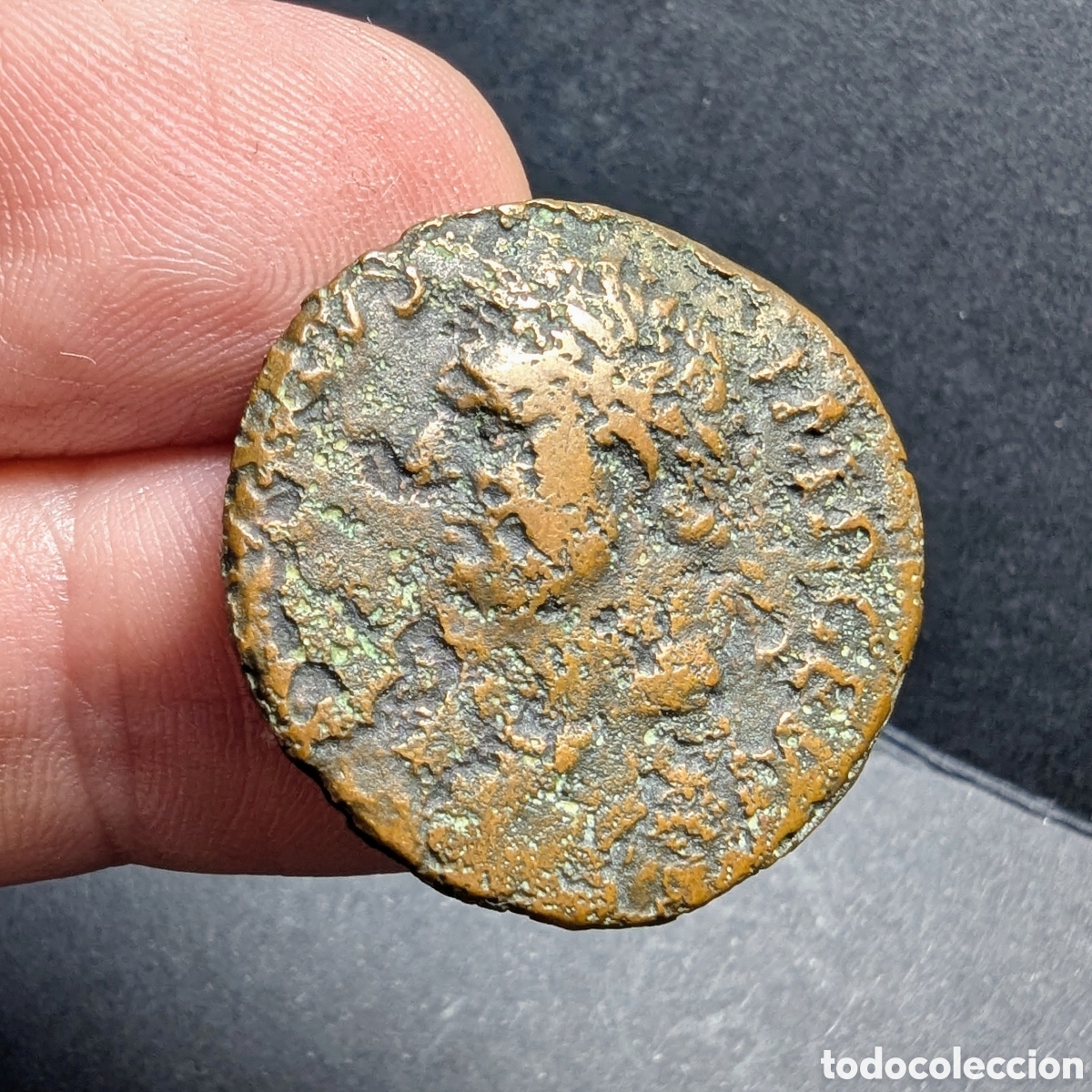 Monedas Imperio romano: As Vitelio 69 d.C. Tarraco &rdquo;Consensvs Exercitvm&rdquo;