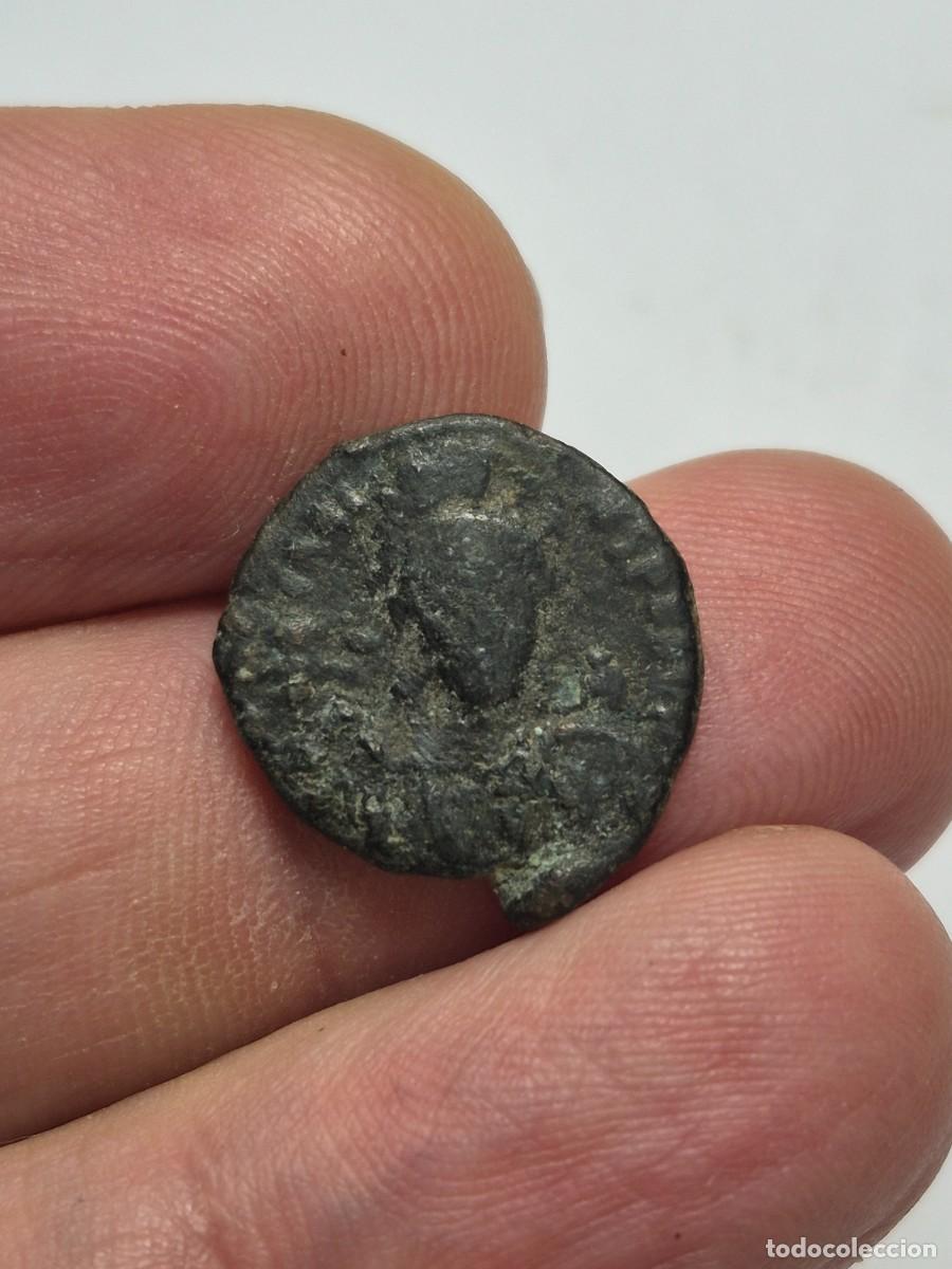 Monedas Imperio romano: NT/ CENTENIONAL ARCADIO BUSTO DE FRENTE CASCO Y LANZA 2,25 GRS (A1849)
