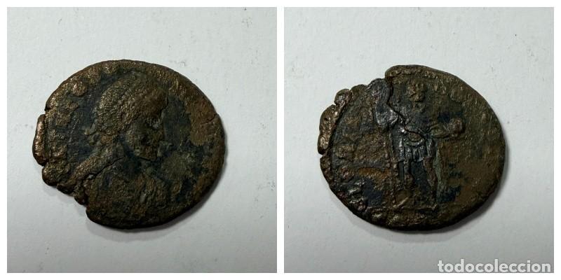 Monedas Imperio romano: MONEDA. DECARGIRO DE ARCADIO. CECA DE CONSTANTINOPLA. ACU&Ntilde;ADO ENTRE 392/5 D.C.