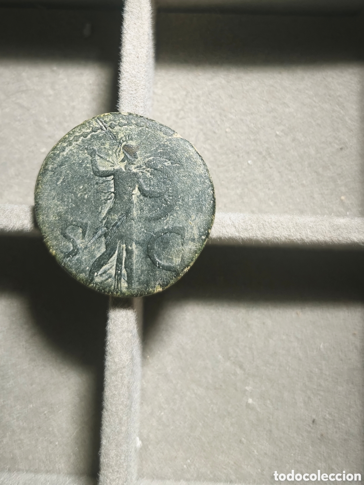 Monedas Imperio romano: Claudio As Minerva SC - Foto 2