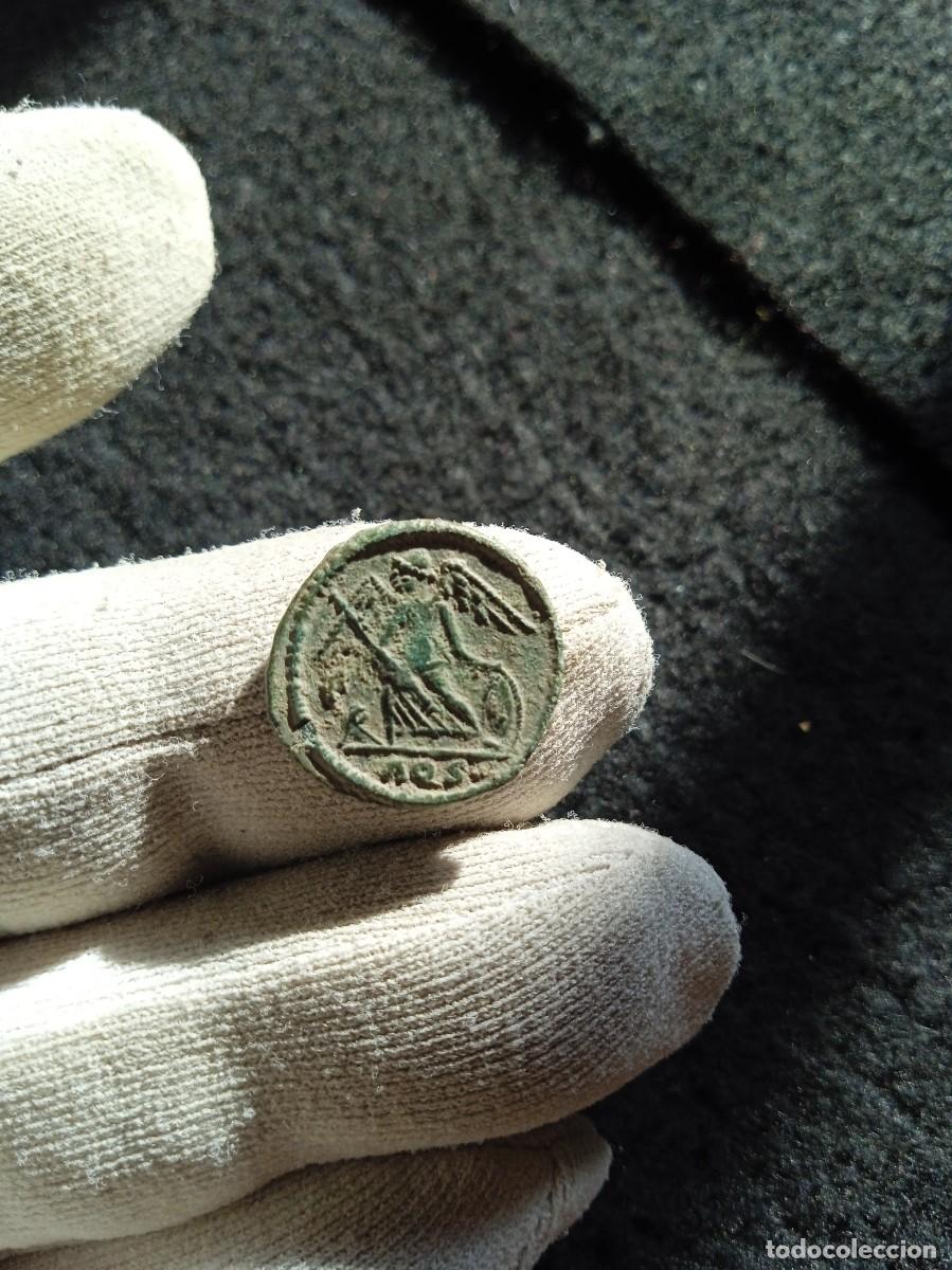 Monedas Imperio romano: Bonita moneda de Contantinopolis , bonita patina