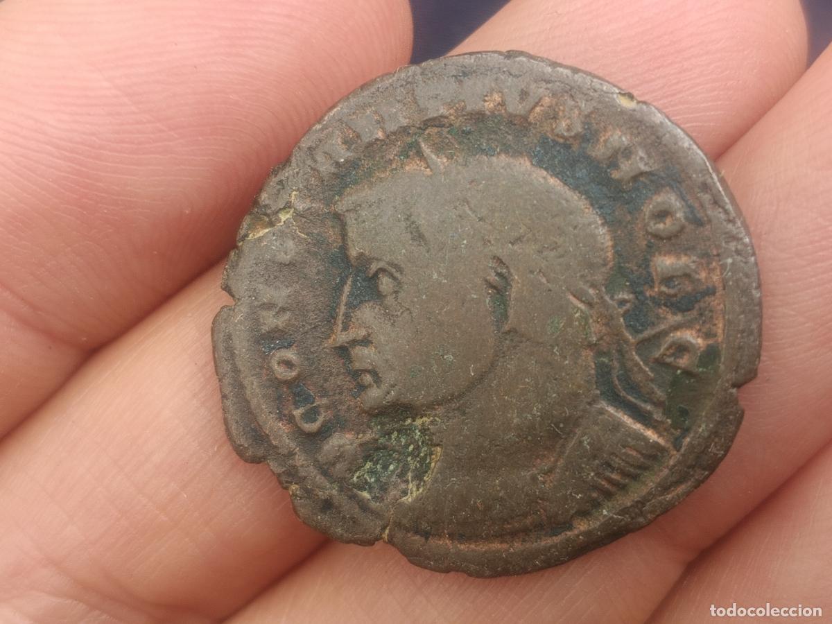 Monedas Imperio romano: Follis grande de Constantino I