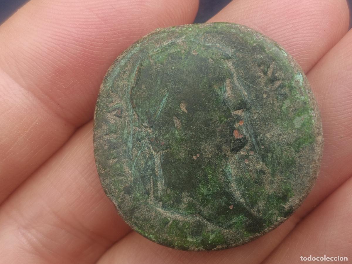 Monedas Imperio romano: Sestercio Adriano, buena p&aacute;tina