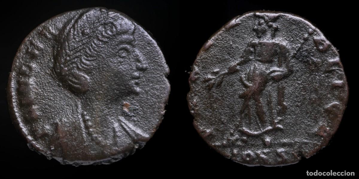 Monedas Imperio romano: Helena Follis - PAX PVBLICA, Constantinople - 13 mm / 1,51 gr.