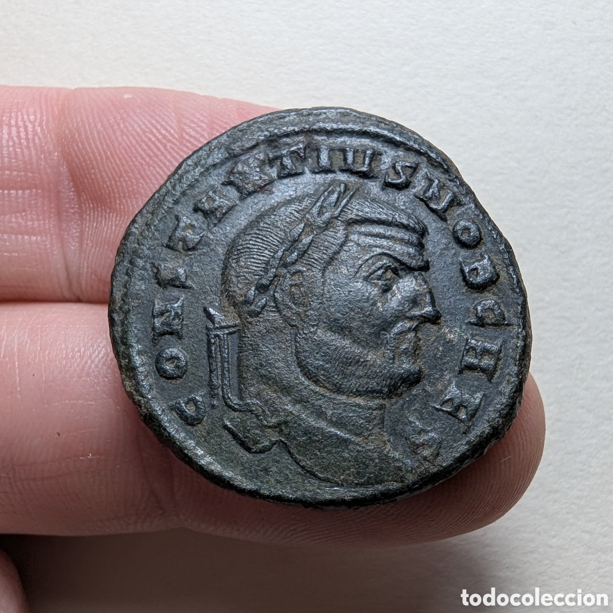 Monedas Imperio romano: Follis Constancio I Cloro 294-295 dC Ticinum &rdquo;m&oacute;dulo grande&rdquo;