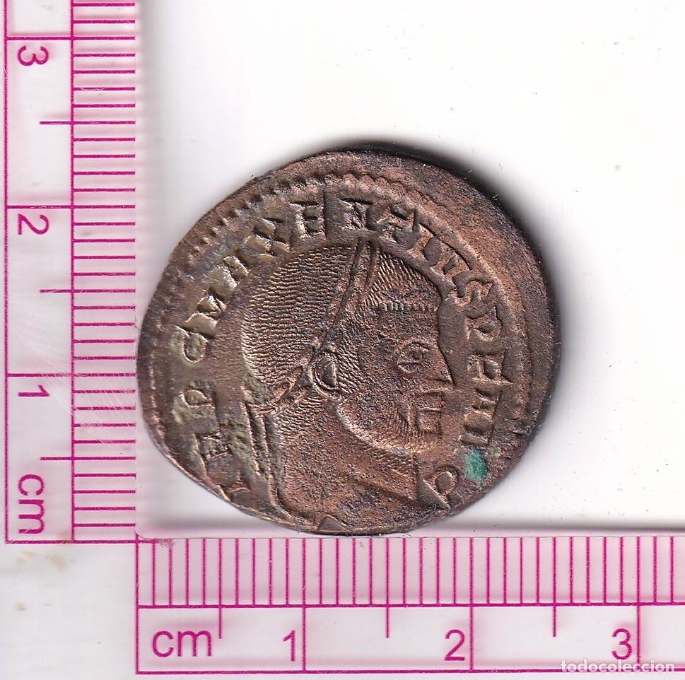 Monedas Imperio romano: CRE2418 MONEDA ROMANA NUMMUS MAJENCIO ROMA Y TEMPLO 308-310