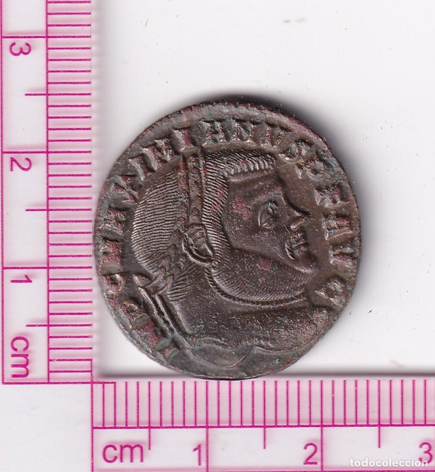 Monedas Imperio romano: CRE2430 MONEDA ROMANA NUMMUS MAXIMIANO ROMA Y TEMPLO 307