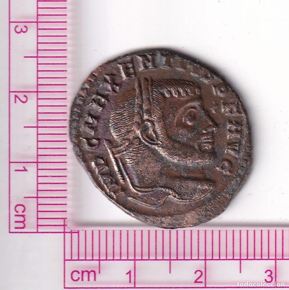 Monedas Imperio romano: CRE2464 MONEDA ROMANA NUMMUS MAJENCIO ROMA Y TEMPLO 307-308