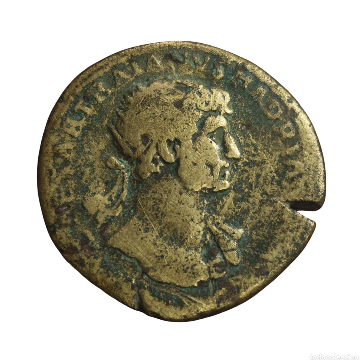 Monedas Imperio romano: NT/ DUPONDIO ADRIANO REV ROMA SEDENTE (A1983)