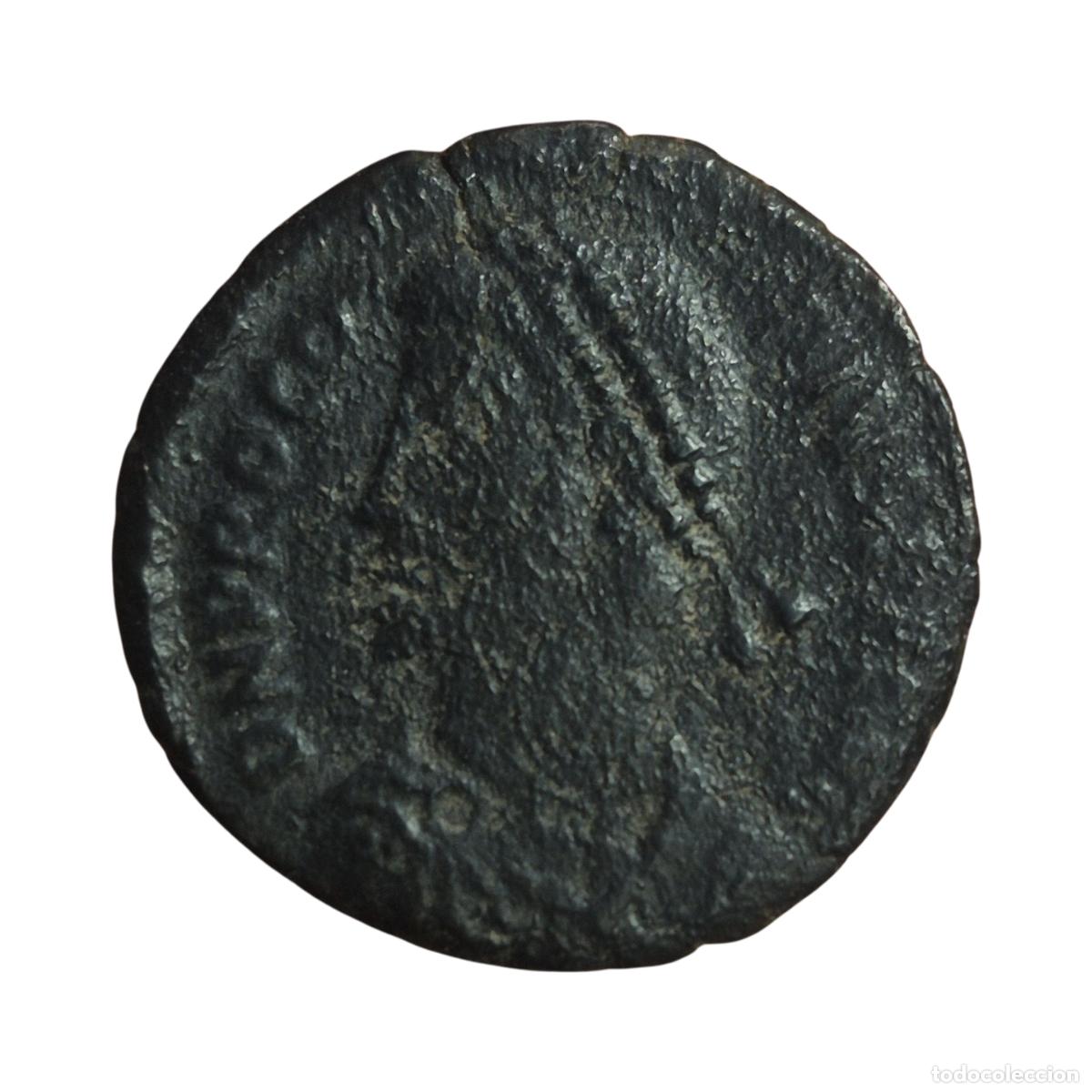 Monedas Imperio romano: NT/ FOLLIS PROCOPIO RARO (A1985)