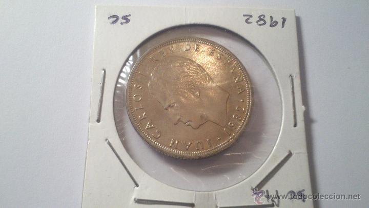 Monedas Juan Carlos I: Moneda de 50 pts 1982 sin circular - Foto 1