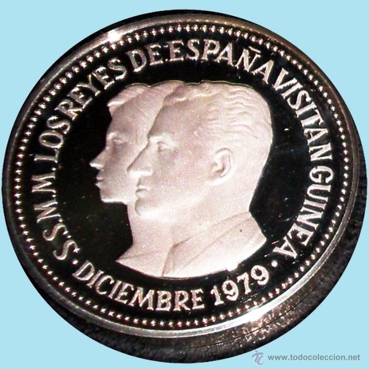 Monedas Juan Carlos I: GUINEA ECUATOR.-1979*80 PRUEBA PIEFORT 2.000 BIPKUELES PLATA 49,2 GR. VISITA REYES DE ESPAÑA. PROOF - Foto 2 - 144578933