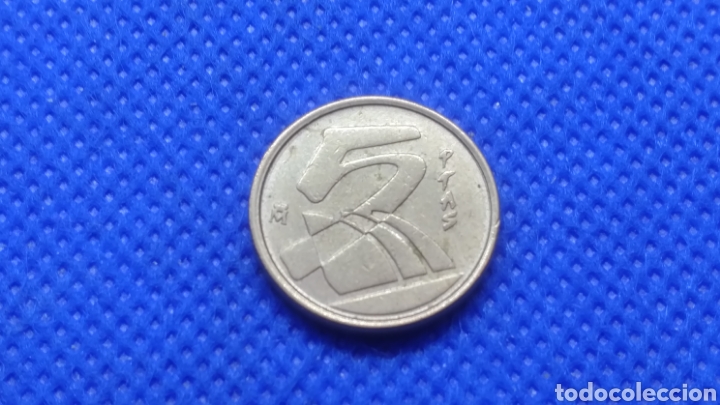 Monedas Juan Carlos I: 5 PESETAS 1990 - Foto 1