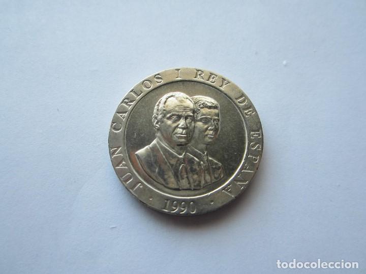 Monedas Juan Carlos I: Moneda de 200 pesetas de 1990 - Foto 1